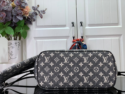 BORSA LV NEVERFULL