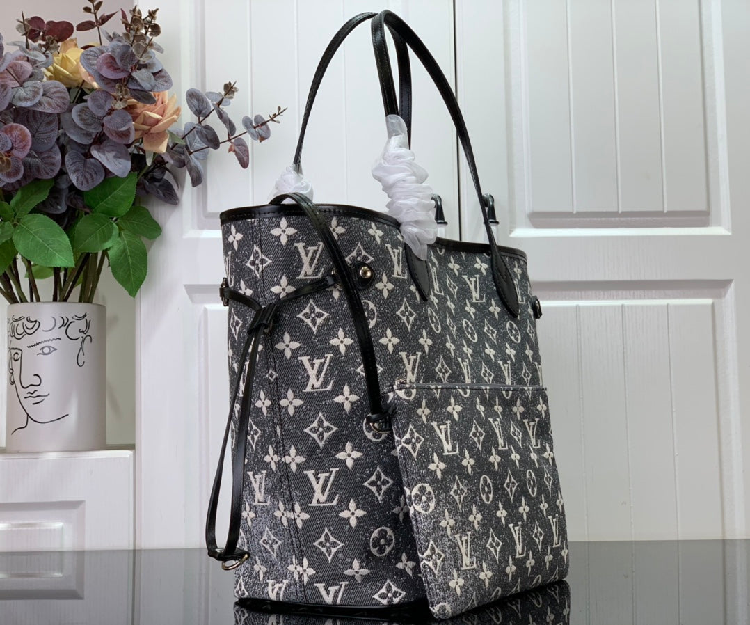 BORSA LV NEVERFULL