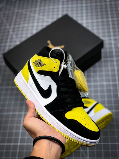 AIR JORDAN 1 MID