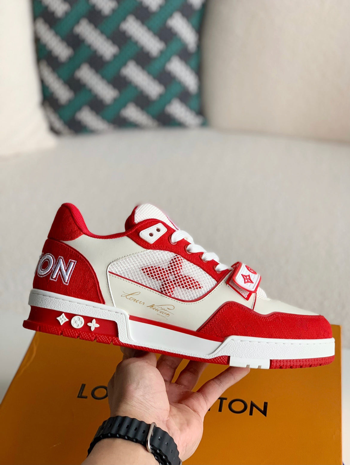 LOUIS VUITTON TRAINER SNEAKERS