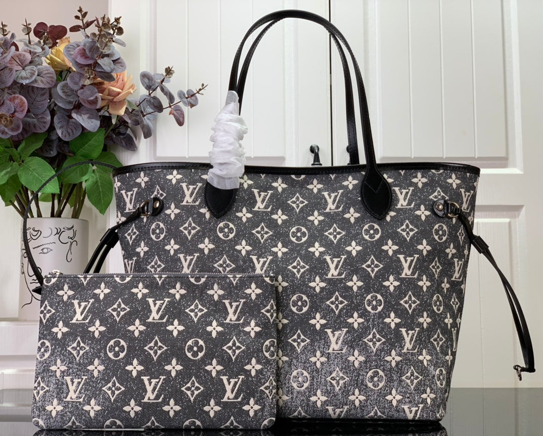 BORSA LV NEVERFULL