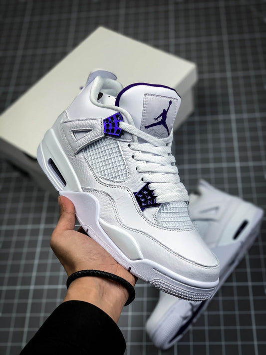 AIR JORDAN 4