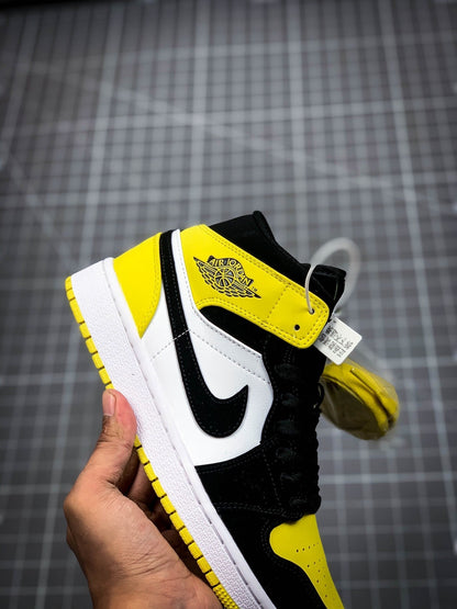 AIR JORDAN 1 MID