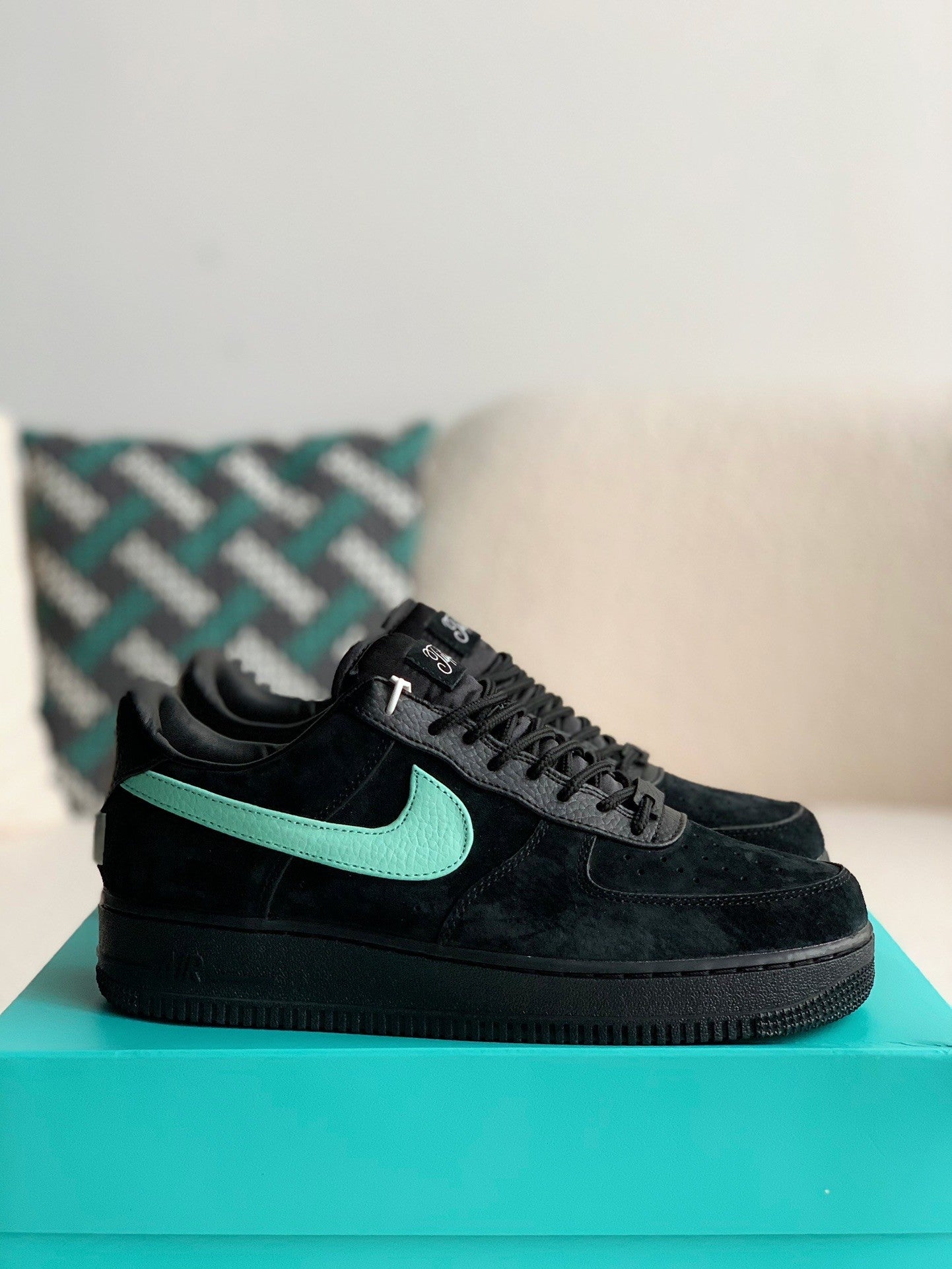 AIR FORCE 1 X TIFFANY