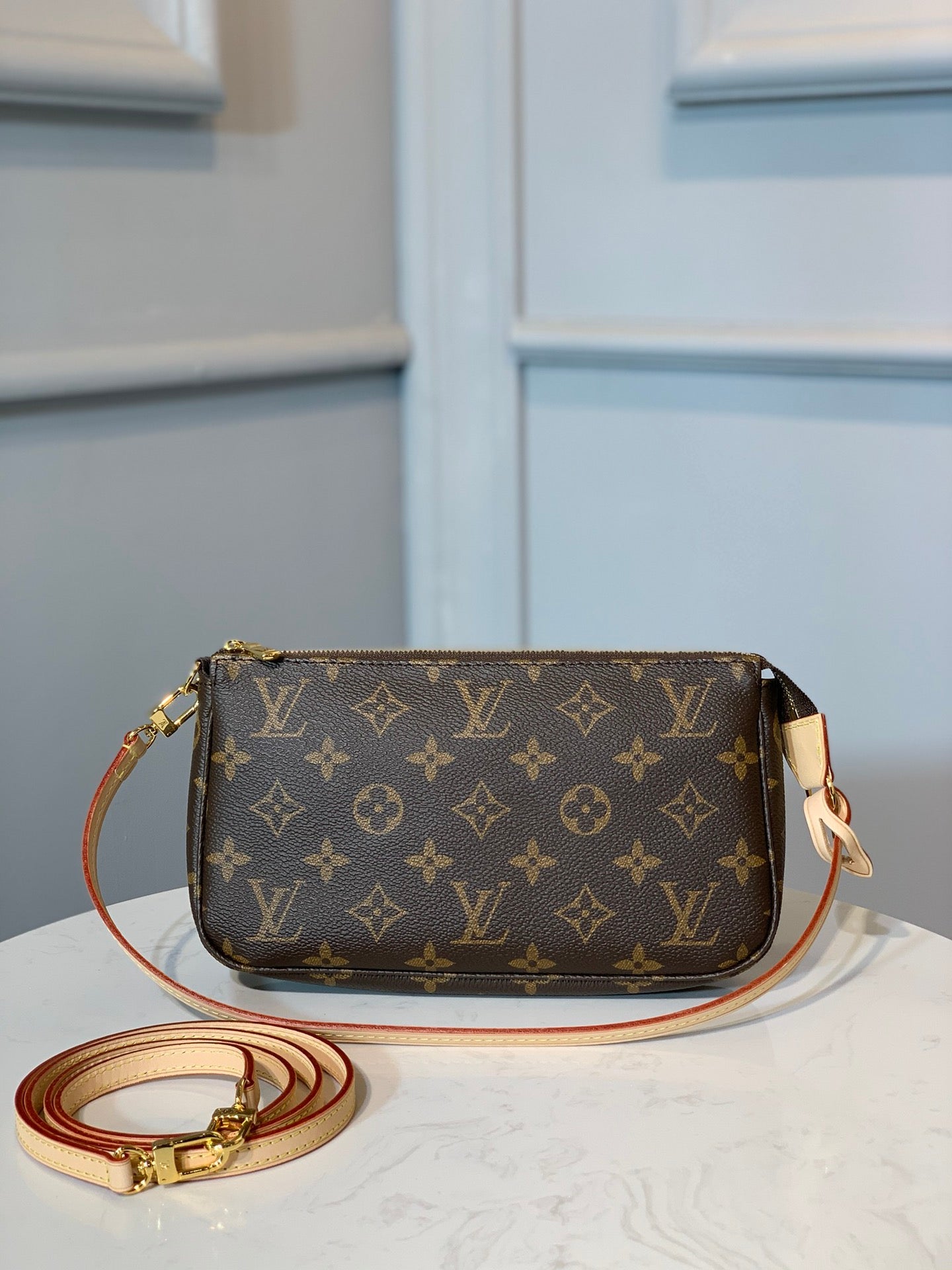 POCHETTE LV