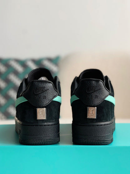 AIR FORCE 1 X TIFFANY