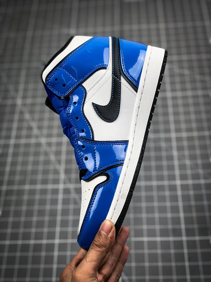 AIR JORDAN 1 MID