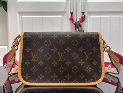 BAG LV