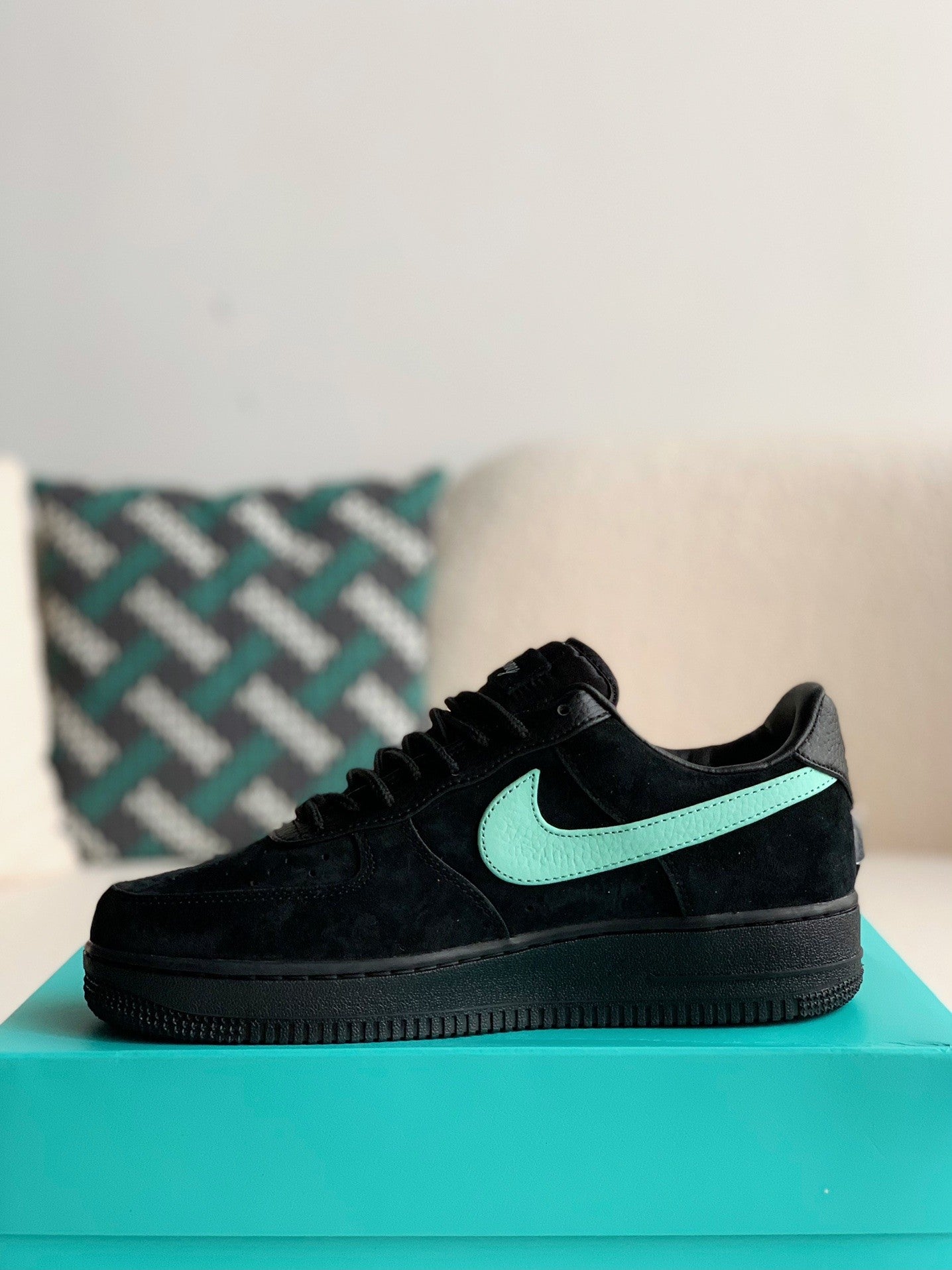 AIR FORCE 1 X TIFFANY