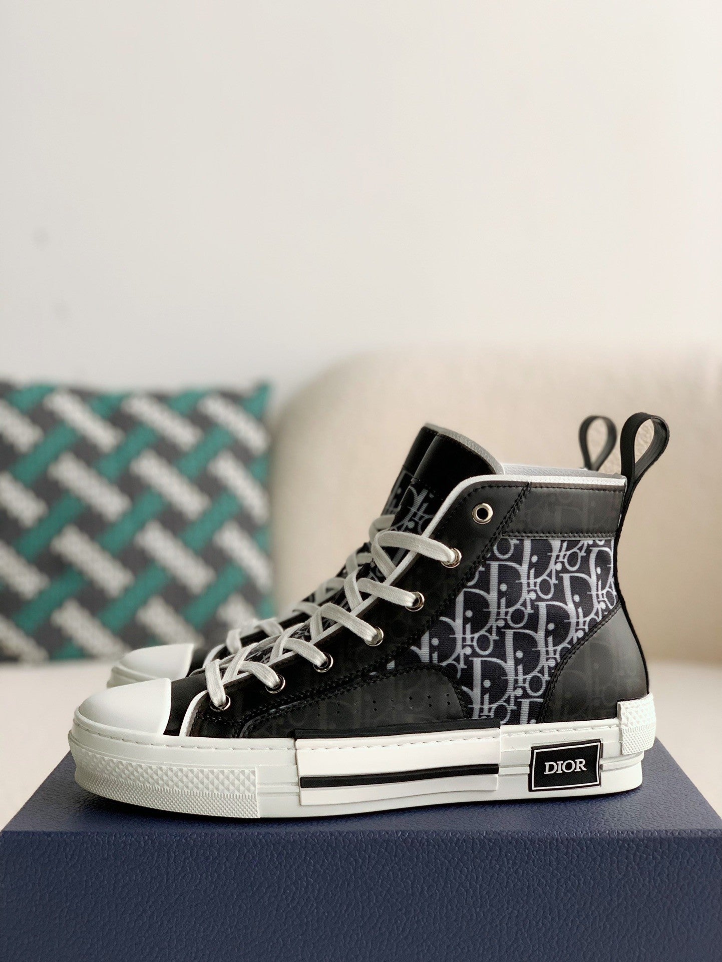 DIOR B23 SNEAKER